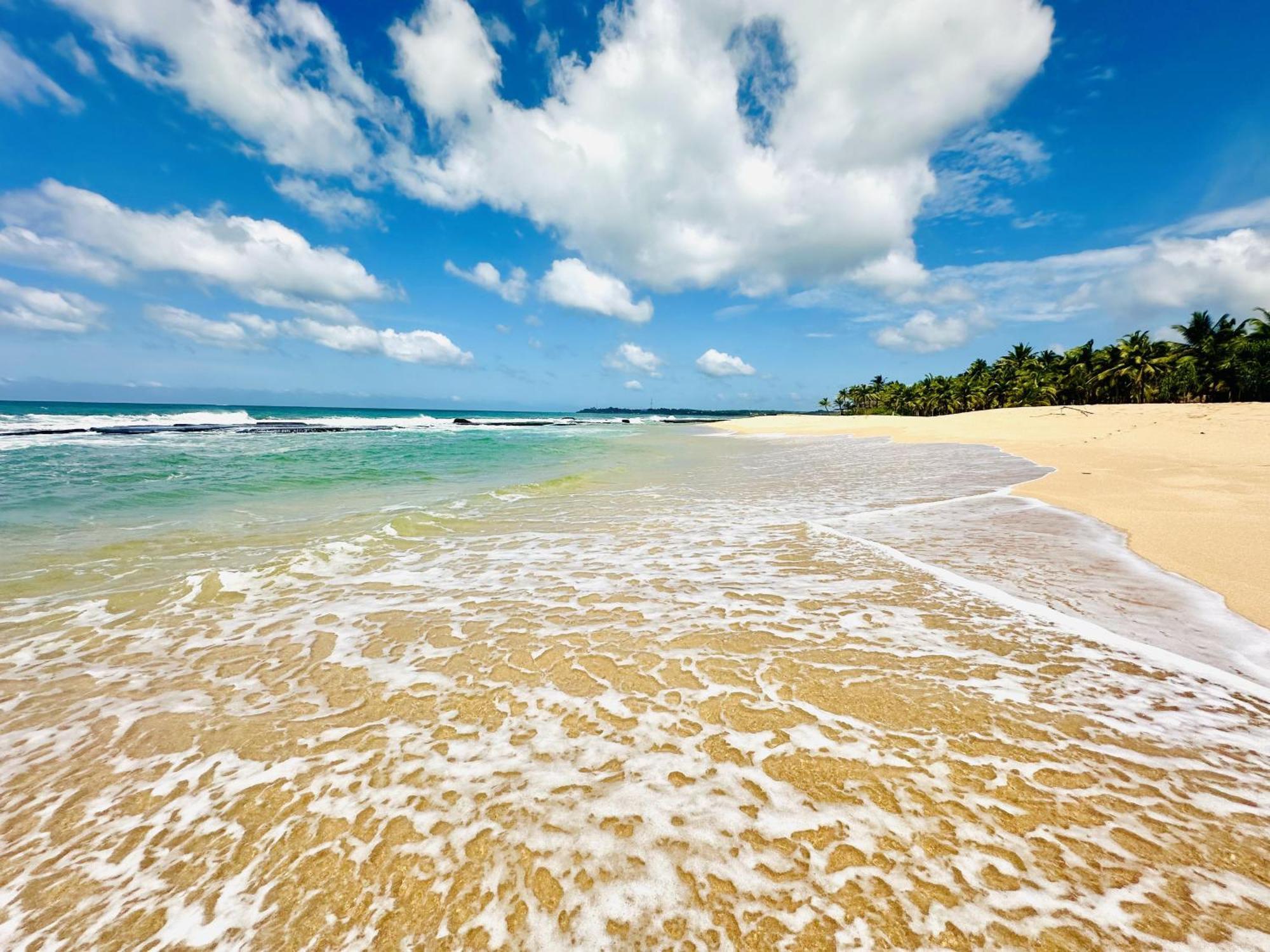 The Triangle Tangalle Exterior photo